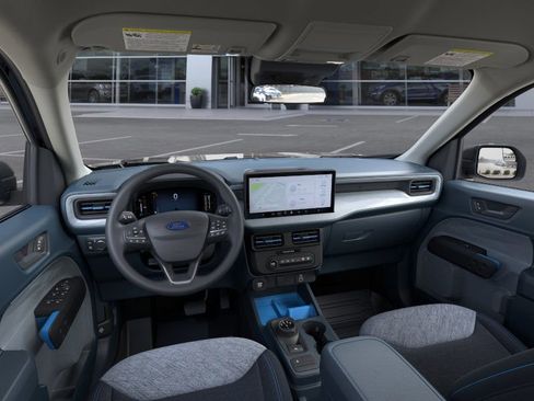 New 2025 Ford Maverick XLT image 33