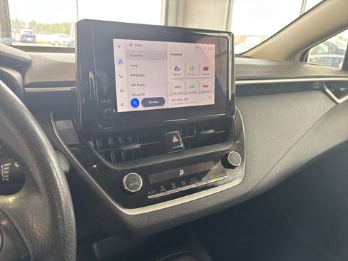 Used 2023 Toyota Corolla LE image 20