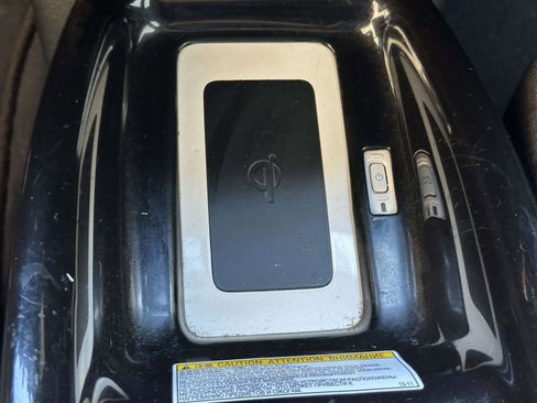 Used 2016 Toyota Prius Three image 25