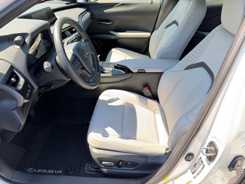 Used 2020 Lexus UX 200 w/ Accessory Package 2 FWD image 24