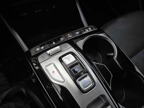 Used 2024 Hyundai Tucson Limited image 36