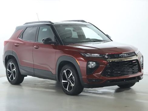 Certified 2023 Chevrolet TrailBlazer RS w/ Sun and Liftgate Package AWD/4WD image 1