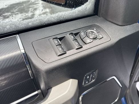 Used 2018 Ford F150 Lariat w/ Equipment Group 502A Luxury image 17