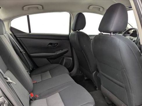 Used 2024 Nissan Sentra SV FWD image 18