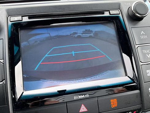 Used 2016 Toyota Camry XSE image 24