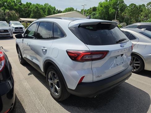 Used 2025 Ford Escape ST-Line w/ Equipment Group 301A FWD image 4