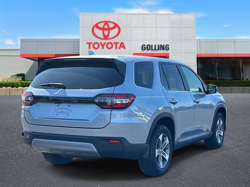 Used 2023 Honda Pilot EX-L image 5