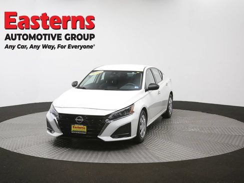 Used 2024 Nissan Altima 2.5 S FWD image 52