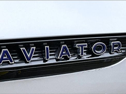 Used 2021 Lincoln Aviator Grand Touring w/ Equipment Group 302A image 9