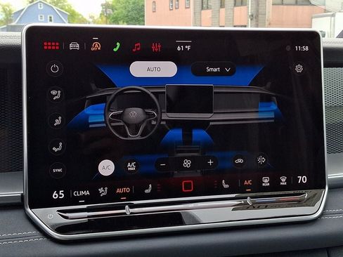 New 2026 Volkswagen Tiguan SE R-Line AWD/4WD image 12