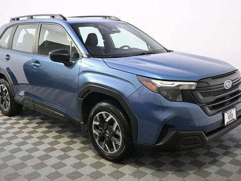 Used 2025 Subaru Forester AWD/4WD image 8