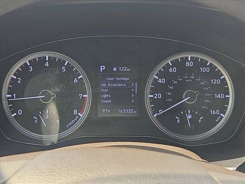Used 2019 Hyundai Santa Fe SE FWD image 11