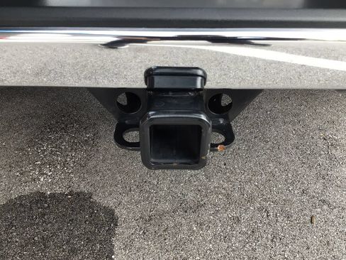 Used 2022 Chevrolet Silverado 1500 LT AWD/4WD image 43