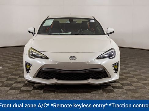 Used 2020 Toyota 86 image 7