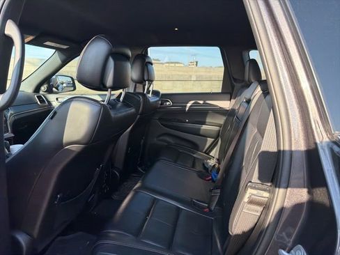 Used 2016 Jeep Grand Cherokee Limited image 7