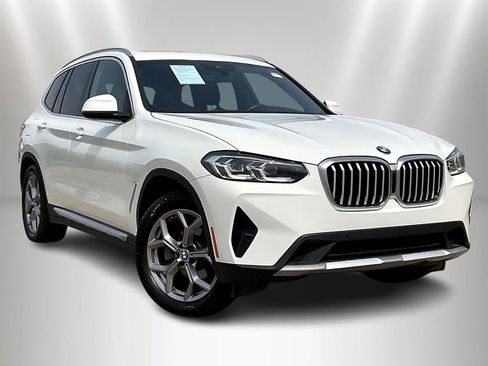 Used 2023 BMW X3 xDrive30i AWD/4WD image 3