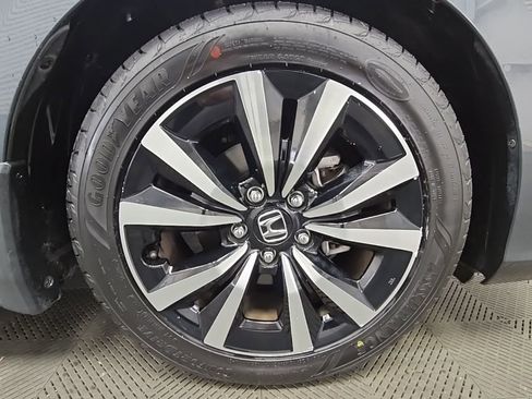 Used 2023 Honda Civic EX image 43