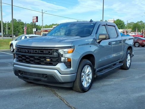 Used 2024 Chevrolet Silverado 1500 Custom AWD/4WD image 1