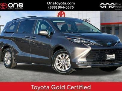 Used 2024 Toyota Sienna XLE w/ XLE Plus Package