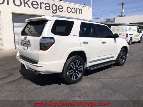 Used 2017 Toyota 4Runner Limited AWD/4WD image 8