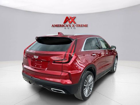 Used 2024 Cadillac XT4 Premium Luxury w/ Technology Package FWD image 5
