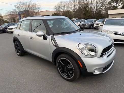 Used 2016 MINI Cooper Countryman S image 3