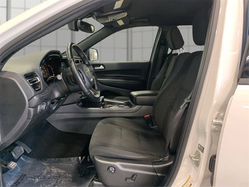 Used 2024 Dodge Durango SXT image 9