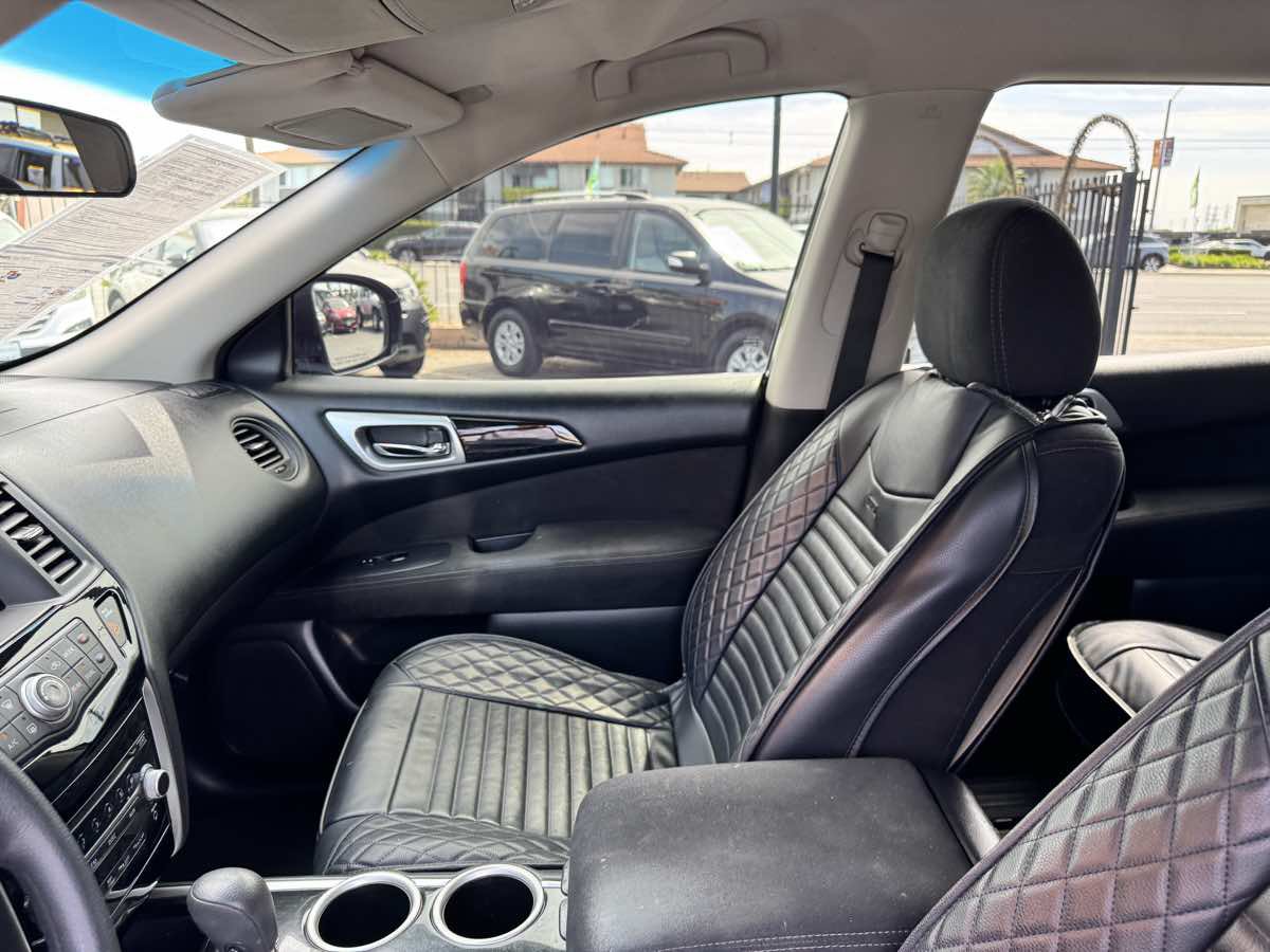 Used 2016 Nissan Pathfinder S FWD image 41