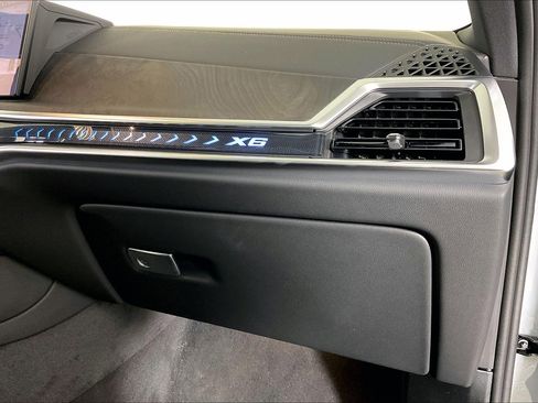 New 2026 BMW X6 xDrive40i w/ Climate Comfort Package AWD/4WD image 19