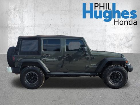 Used 2015 Jeep Wrangler Unlimited Sport w/ Quick Order Package 24S image 2