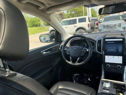 Used 2024 Ford Edge SEL w/ Convenience Package AWD/4WD image 22