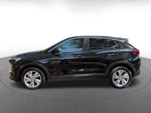Used 2025 Buick Encore GX Preferred FWD image 9