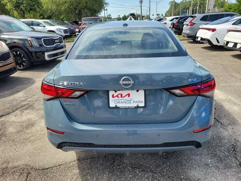 Used 2024 Nissan Sentra SV FWD image 9