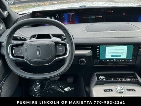 New 2025 Lincoln Navigator L Reserve w/ Jet Appearance Package image 27