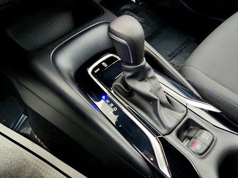 Used 2022 Toyota Corolla SE image 16