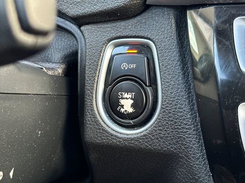 Used 2016 BMW 320i xDrive Sedan AWD/4WD image 22
