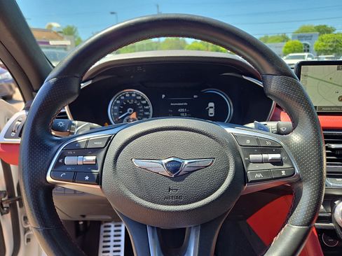 Used 2023 Genesis G70 2.0T w/ Sport Prestige Package AWD/4WD image 21