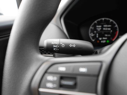 New 2026 Honda HR-V LX image 13