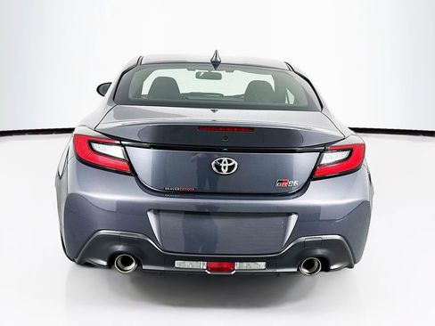 Used 2026 Toyota GR86 RWD image 8