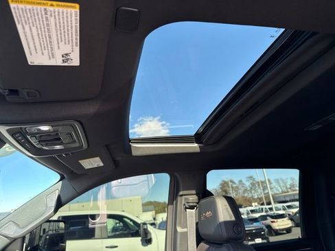 Certified 2024 Chevrolet Silverado 2500 High Country w/ Technology Package image 21