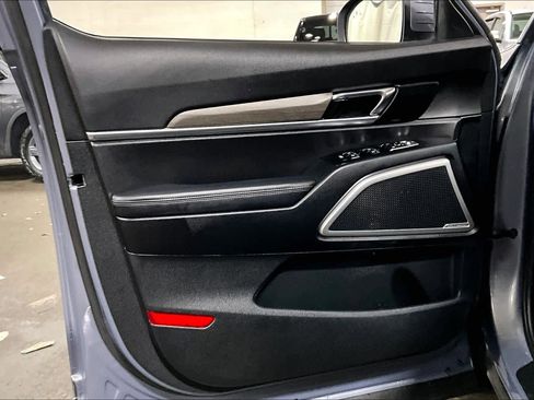 Used 2022 Kia Telluride EX w/ Towing Package image 21