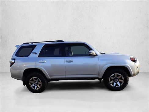 Used 2020 Toyota 4Runner TRD Off-Road Premium image 4