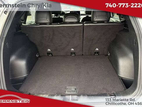 Used 2024 Jeep Compass Latitude AWD/4WD image 25