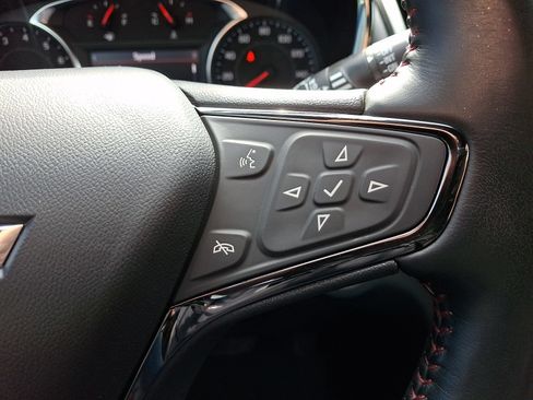 Used 2022 Chevrolet Equinox RS w/ RS Leather Package AWD/4WD image 24