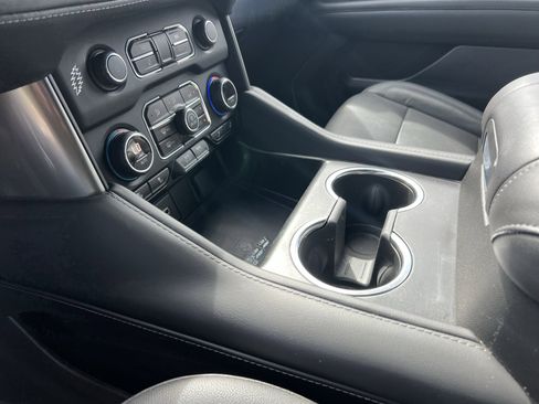 Used 2021 Chevrolet Tahoe Z71 w/ Rear Media and Nav Package image 28