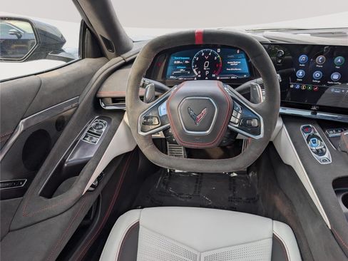 Used 2023 Chevrolet Corvette Stingray Premium Cpe RWD image 15