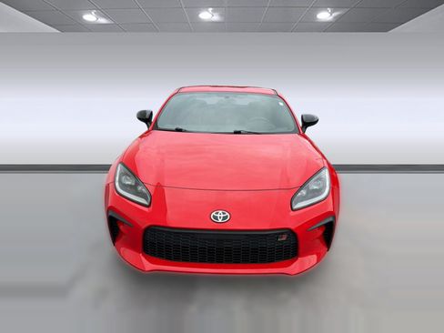 Used 2022 Toyota GR86 Premium RWD image 6