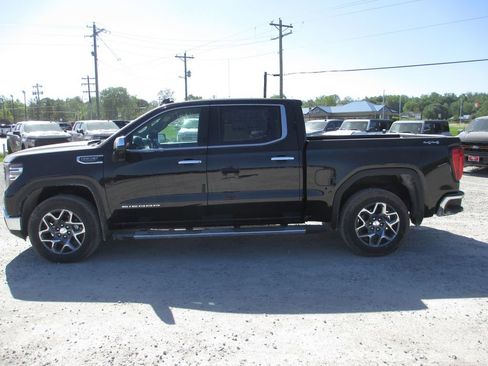 New 2026 GMC Sierra 1500 SLT w/ SLT Premium Package AWD/4WD image 10