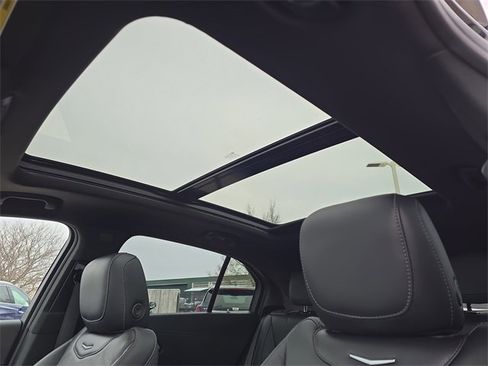 Certified 2023 Cadillac XT4 Premium Luxury w/ Cold Weather Package image 20