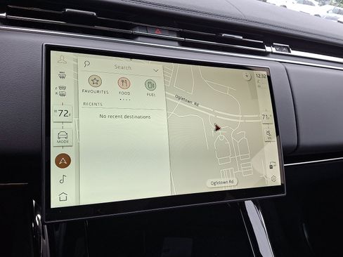 Certified 2025 Land Rover Range Rover Sport Dynamic SE image 7